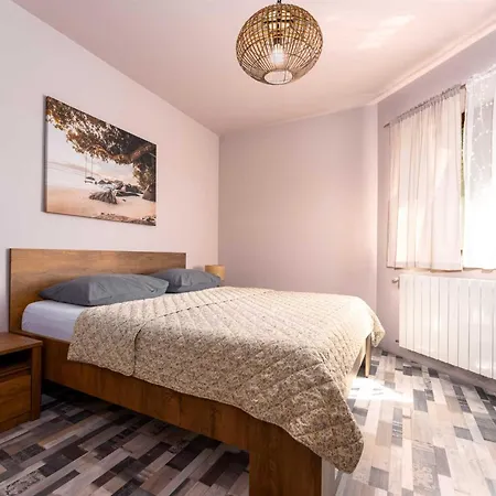 Villa With Swimming Pool And Children's Playground, In A Quiet Area - By Traveler Tourist Agency Krk - Id 2686