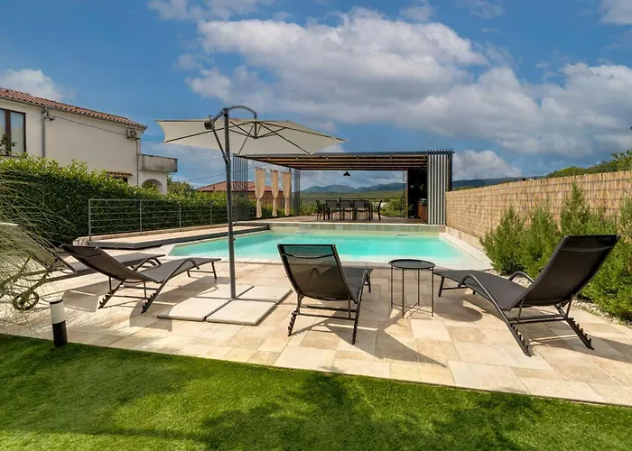 Villa With Swimming Pool And Children's Playground, In A Quiet Area - By Traveler Tourist Agency Krk - Id 2686