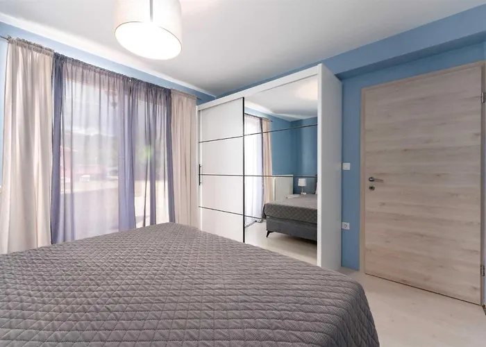 With Swimming Pool And Children's Playground, In A Quiet Area - By Traveler Tourist Agency Krk - Id 2686 *