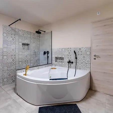 With Swimming Pool And Children's Playground, In A Quiet Area - By Traveler Tourist Agency Krk - Id 2686