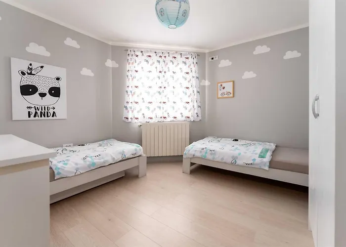 וילה With Swimming Pool And Children's Playground, In A Quiet Area - By Traveler Tourist Agency Krk - Id 2686 קסטב